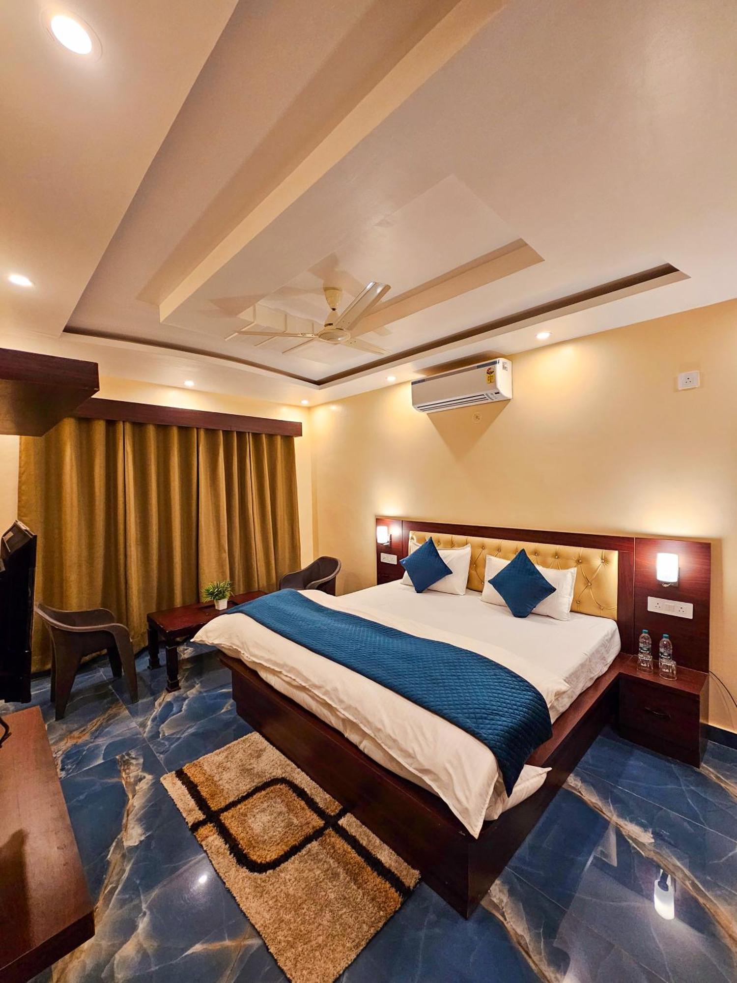 The Mount Valley Hotell Haldwāni Eksteriør bilde